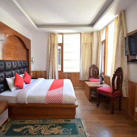 Oyo 10255 Hotel Red Apple Manāli Dış mekan fotoğraf