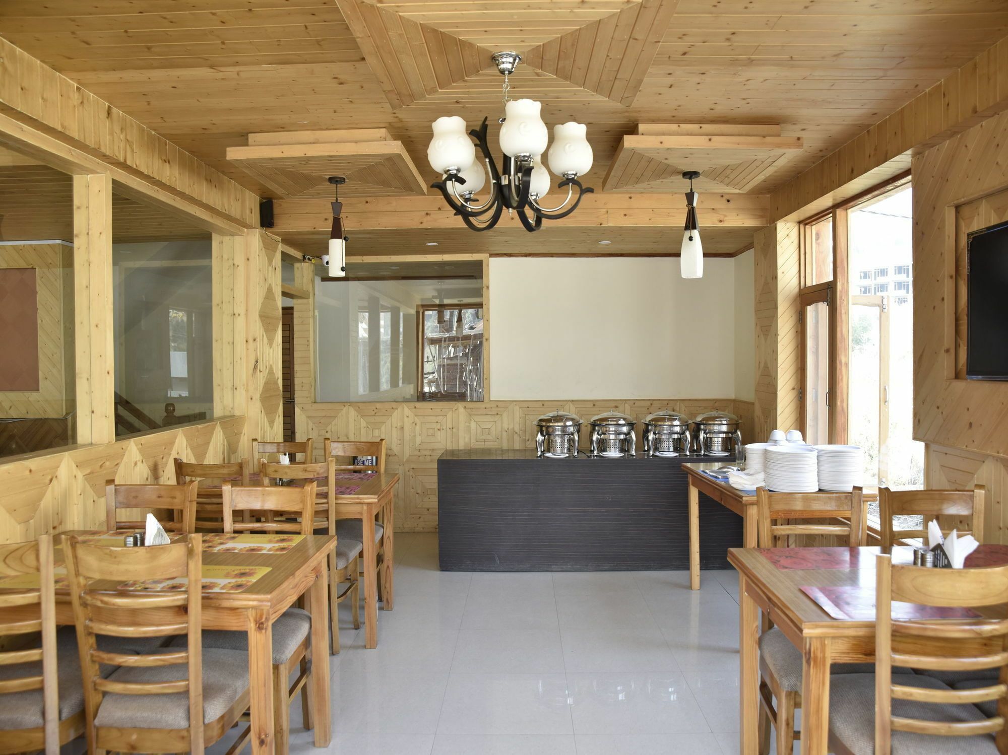 Oyo 10255 Hotel Red Apple Manāli Dış mekan fotoğraf